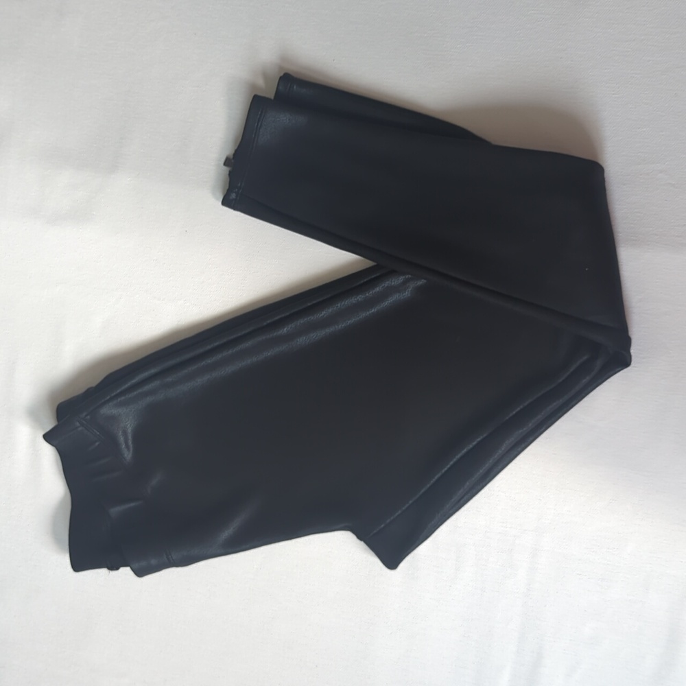 Express Faux Leather Leggings with Zipper Accent Size M